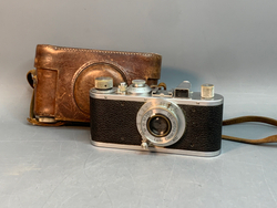 Leica Standard