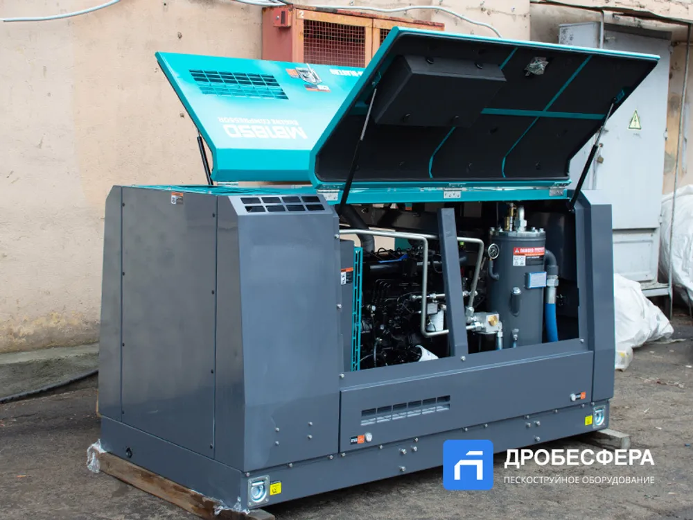 Дизельный винтовой компрессор MASTER BLAST MB185D+ АС