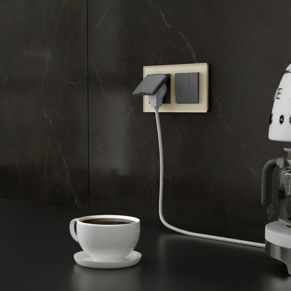 Рамка из стекла на 2 поста Favorit молочный W0021141