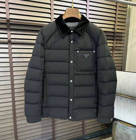Пуховик Prada