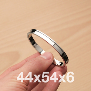 Браслет под вклейку материала, цвет серебро, размеры 44*54*6 мм