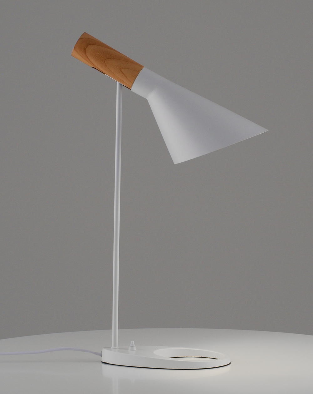 Лампа настольная Moderli V11335-1T Turin