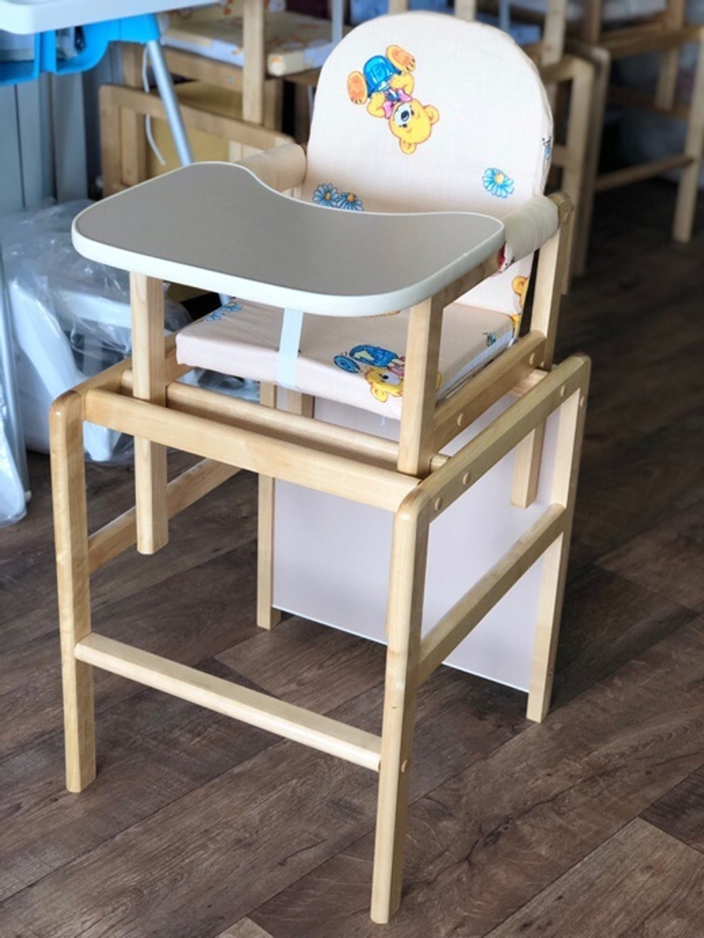 Стульчик для кормления Матрешка (Беж-Латте)