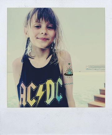 Tattoo - переводилка "Череп и Инопланетянин"