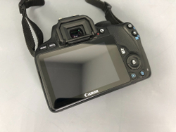 Canon EOS 100D Kit 18-55mm 3.5-5.6 III 5.300 кадров