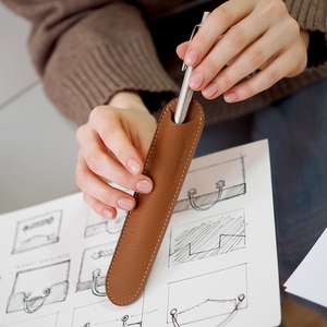 Чехол кожаный для ручки Plume Easy коричневого цвета