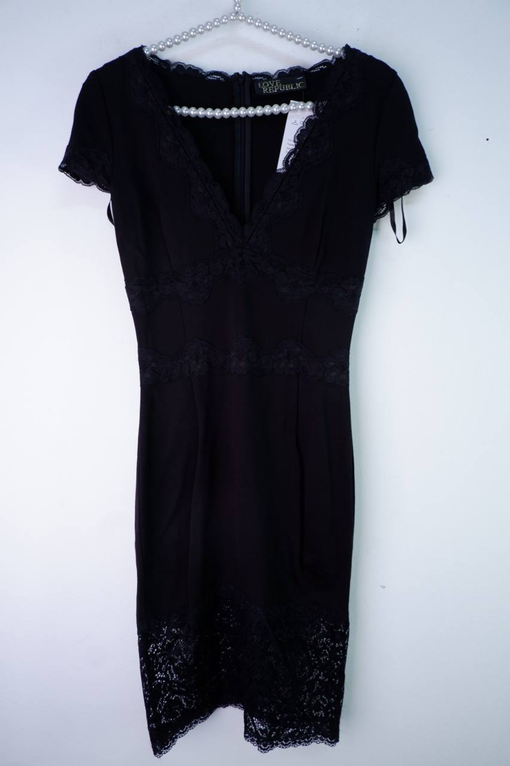 Платье Love Republic с кружевной вставкой, визуально на 40 размер