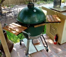 Керамический гриль Big Green Egg XL XLarge (очень большой), 61 см, ножки с рукояткой, столики