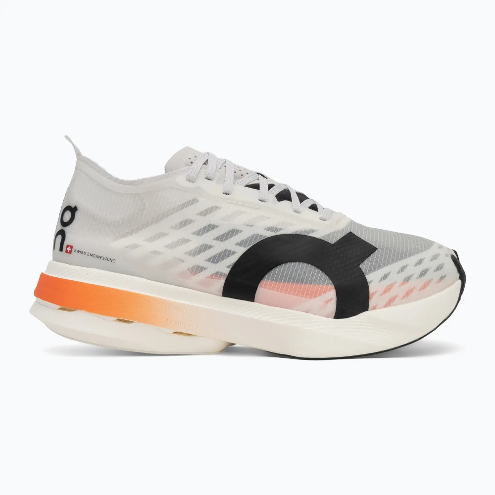 Женские Кроссовки для бега On Cloudboom Strike white/black