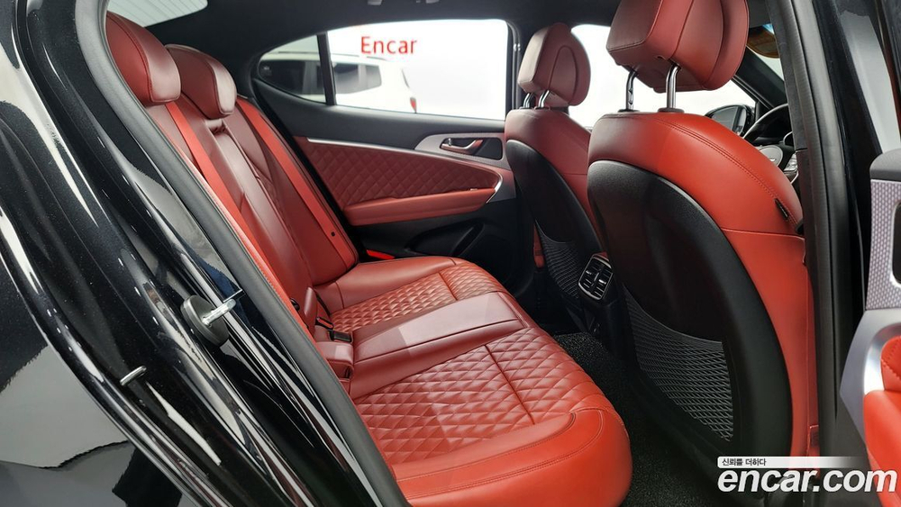 Genesis The New G70 Бензин 2.0T 2WD (06.2022)