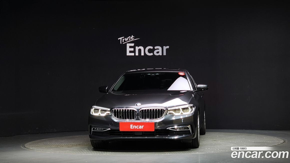 BMW 5 Series (G30) 520d xDrive Luxury Plus (03.2020)