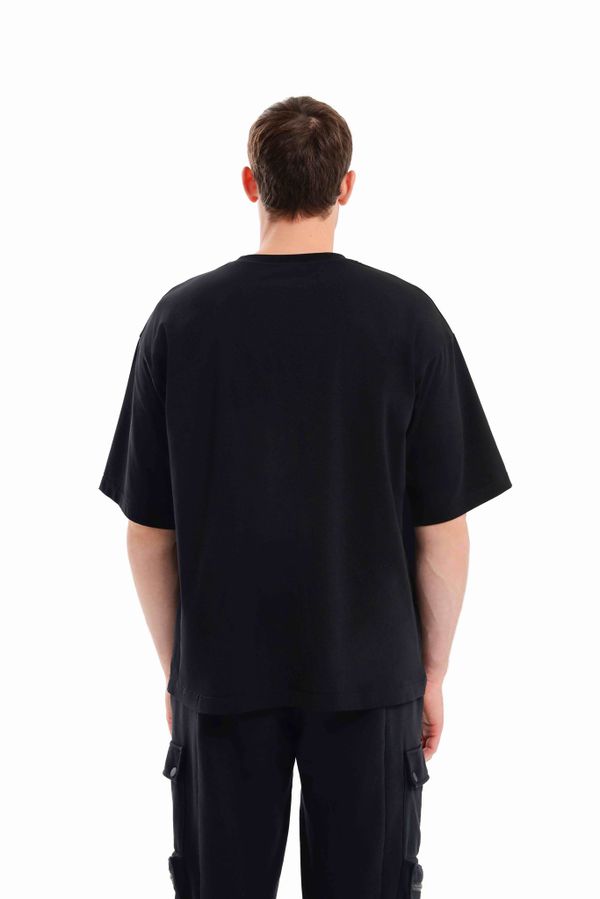 Футболка Оверсайз черная - фото 3