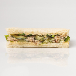Сэндвич с рийетом из скумбрии 12 шт