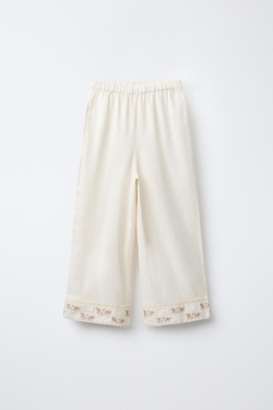 ZARA ПИЖАМА С ВЫШИТЫМИ ЦВЕТАМИ, ЭКРЮ