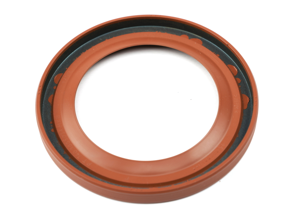 Сальник 75х102х10 а/м КАМАЗ коленчатого вала передняя (красный с губой/FPM+MKV) Резинотехника г. Балаково ( ОЕ РТ740.1005034 (МКВ) )