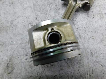 Поршень Honda CB750 RC17E 3
