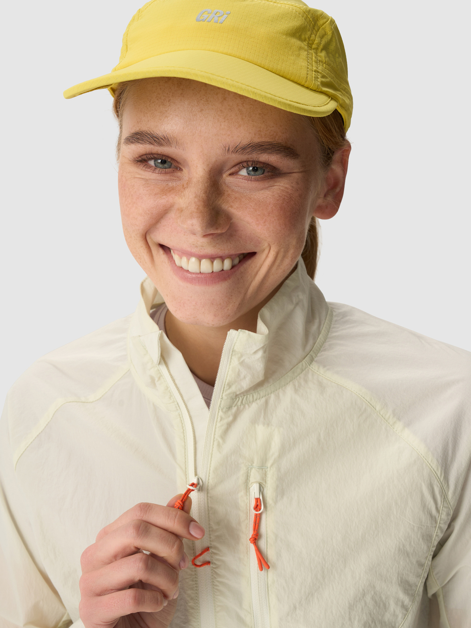 Куртка женская GRI Весна молочная