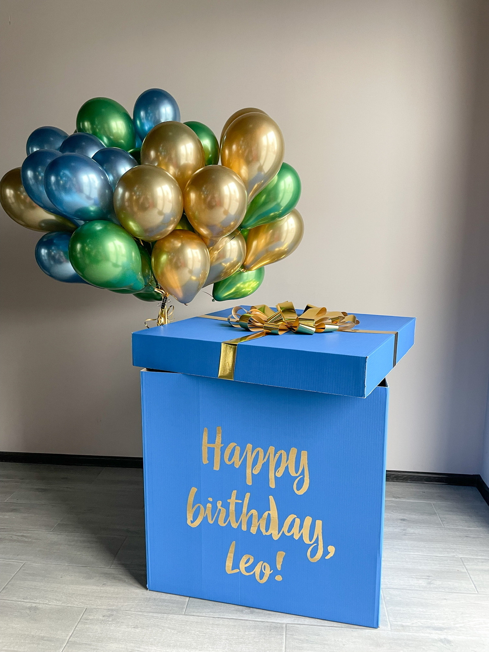 Сет №205 Коробка с 50 шариками хром