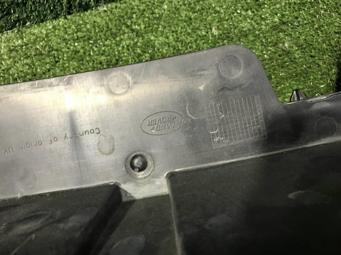 Кронштейн переднего бампера Land-Rover Discovery 5 L462 (2016-н.в.)