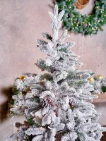 Заснеженная елка с гирляндой встроенной «Saint Paul» (Литая+пвх) 210 см / 2,1 м