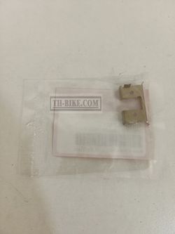 45112-ML7-921. RETAINER