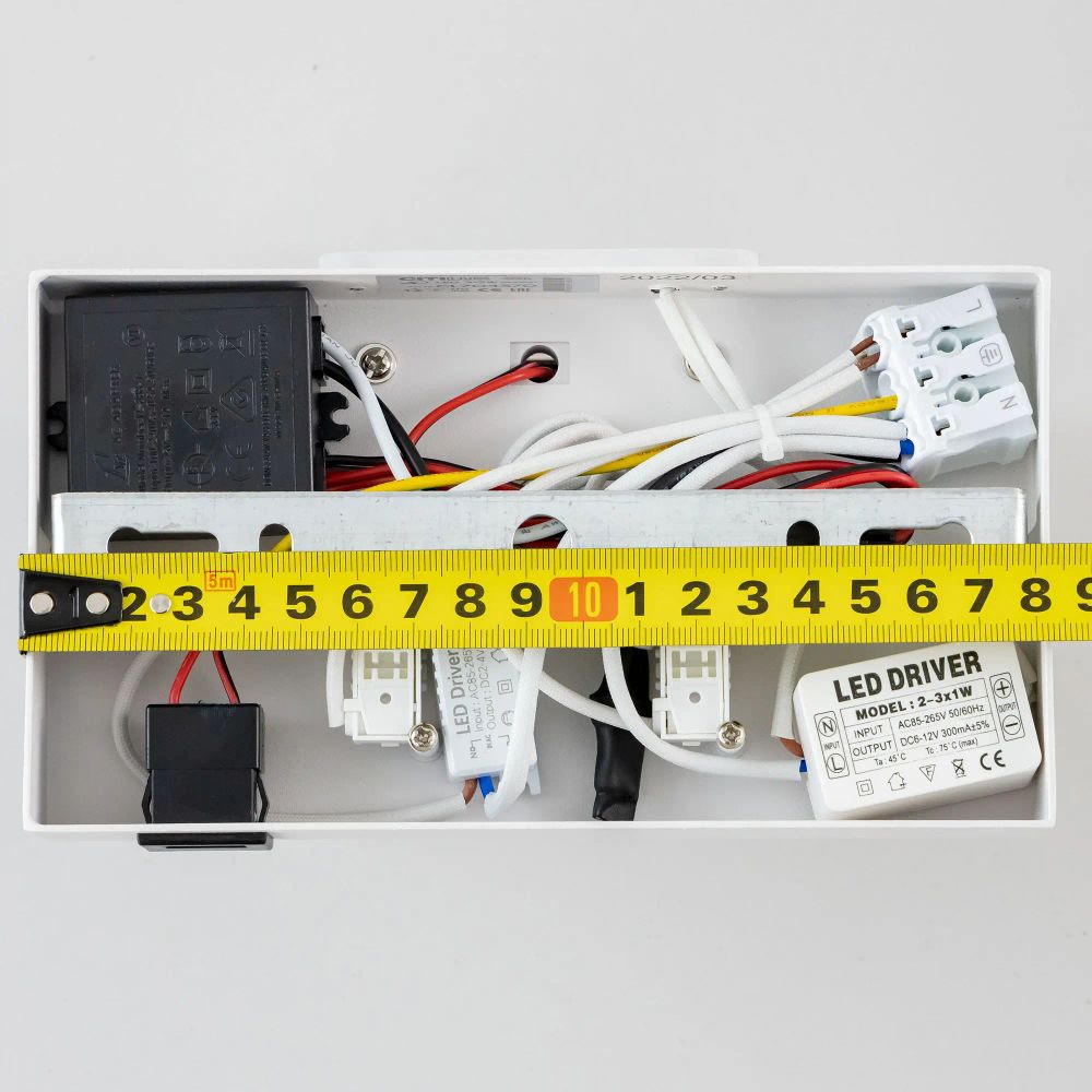 Citilux Декарт CL704370 LED USB QI Светильник поворотный Белый