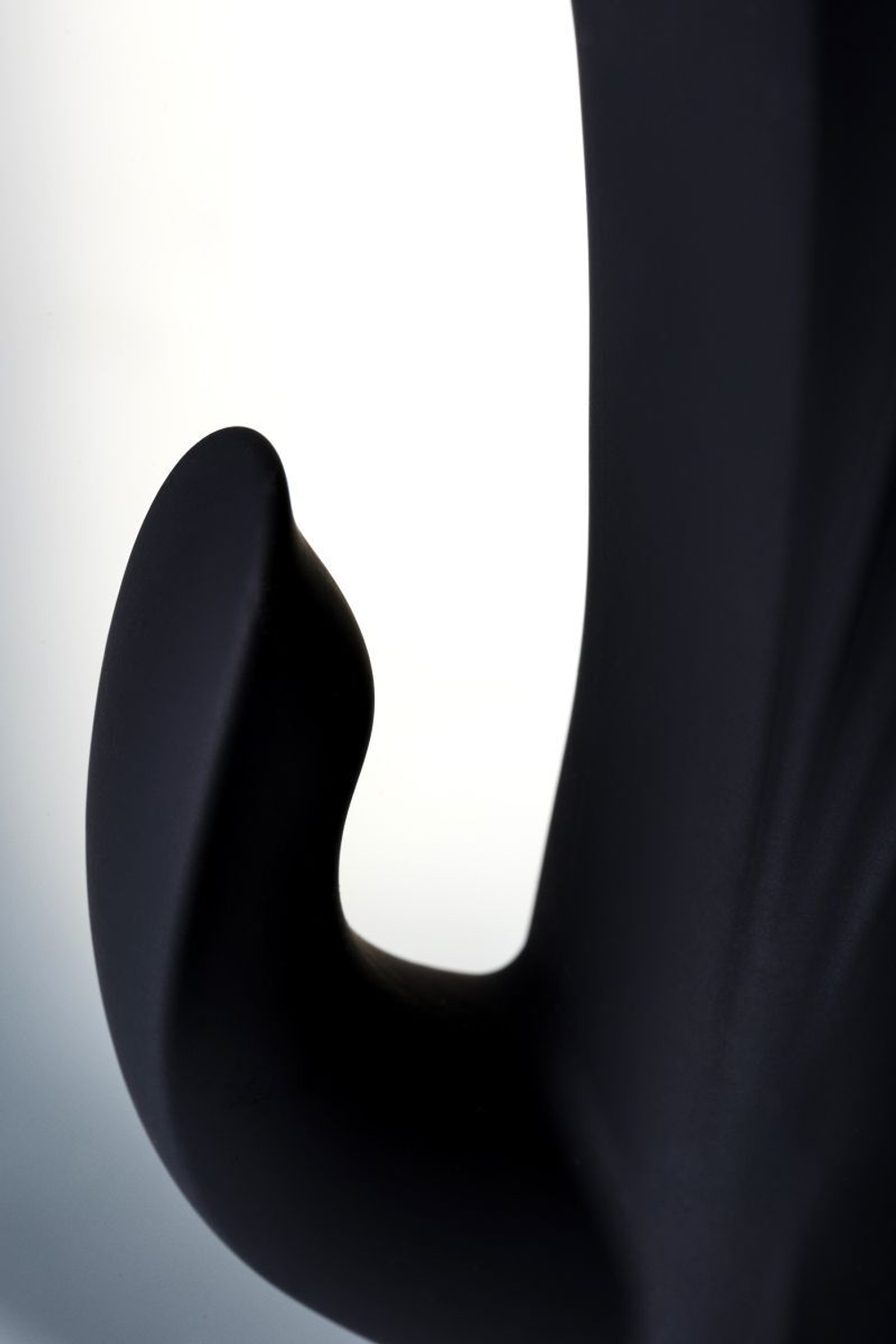 Чёрный вибратор WANAME Thunder с клиторальным отростком - 24,2 см. (Цвет: черный)