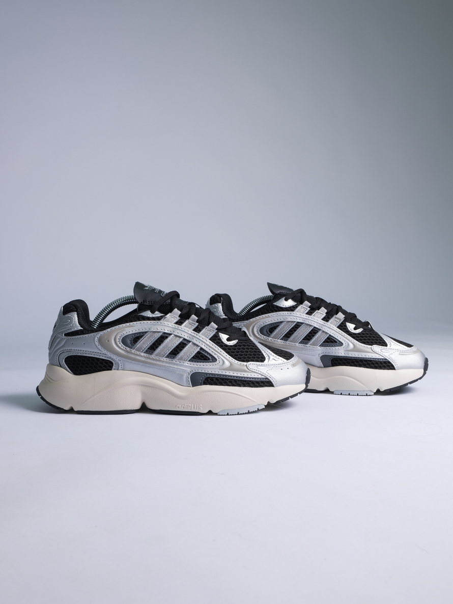 Кроссовки Adidas Ozmillen #IF4012 (чёрн.)