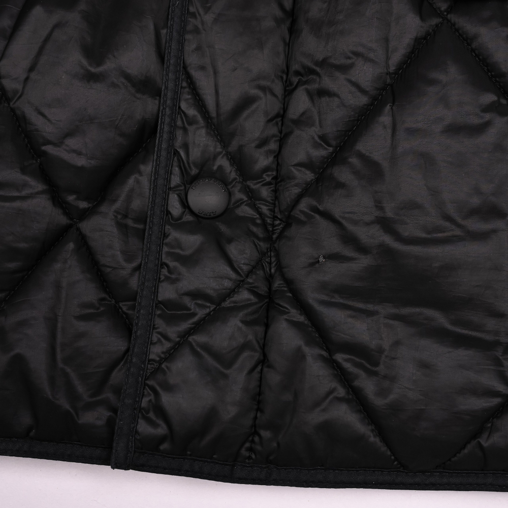 Элитарная стеганка Burberry Brit черного цвета, S