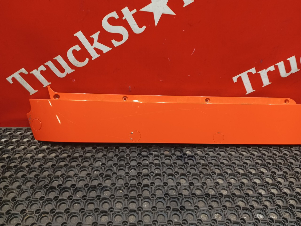 Молдинг кабины правый 2023г.