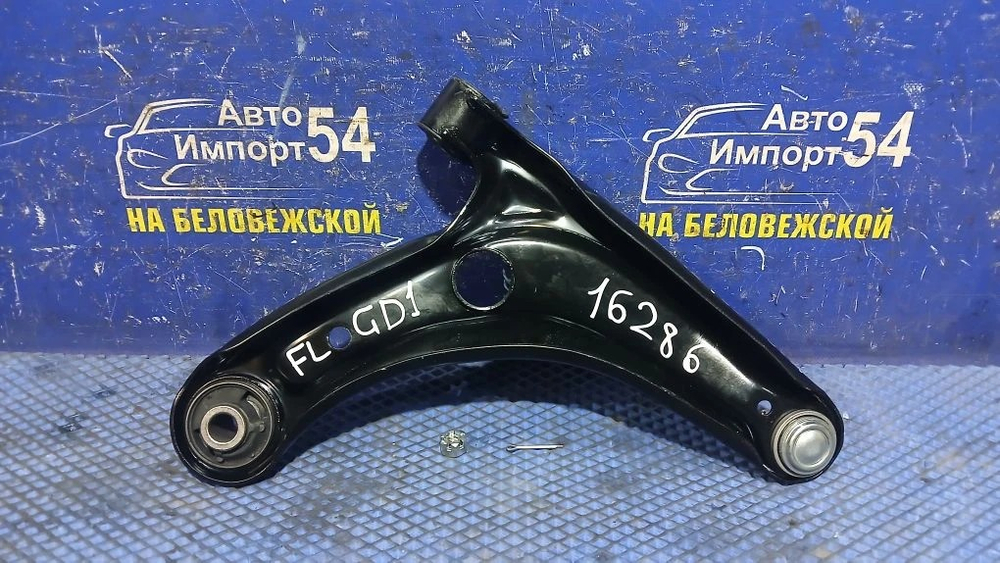 Рычаг передний левый Honda FIT 2002-2008