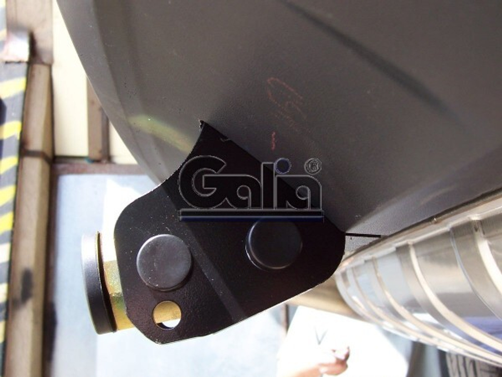 Фаркоп оцинкованный Galia V052A для Audi Q7 2006-2015, Porsche Cayenne 2002-2010, 2010-, Volkswagen Touareg 2002-2010, 2010-(паспорт и сертификат в комплекте)(без электрики)