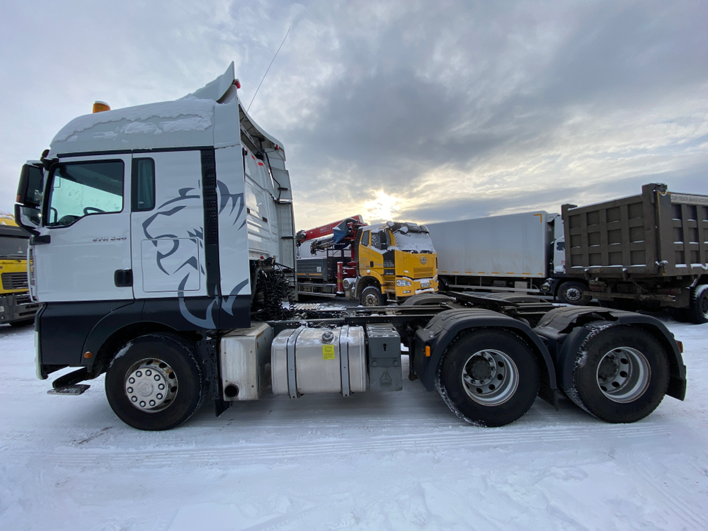 SITRAK C7H 6x4 Седельный тягач ZZ4256V364HE (Дизельный, 12,4 л, 540 л.с., МТ)