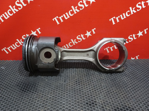 Поршень с шатуном 2024г