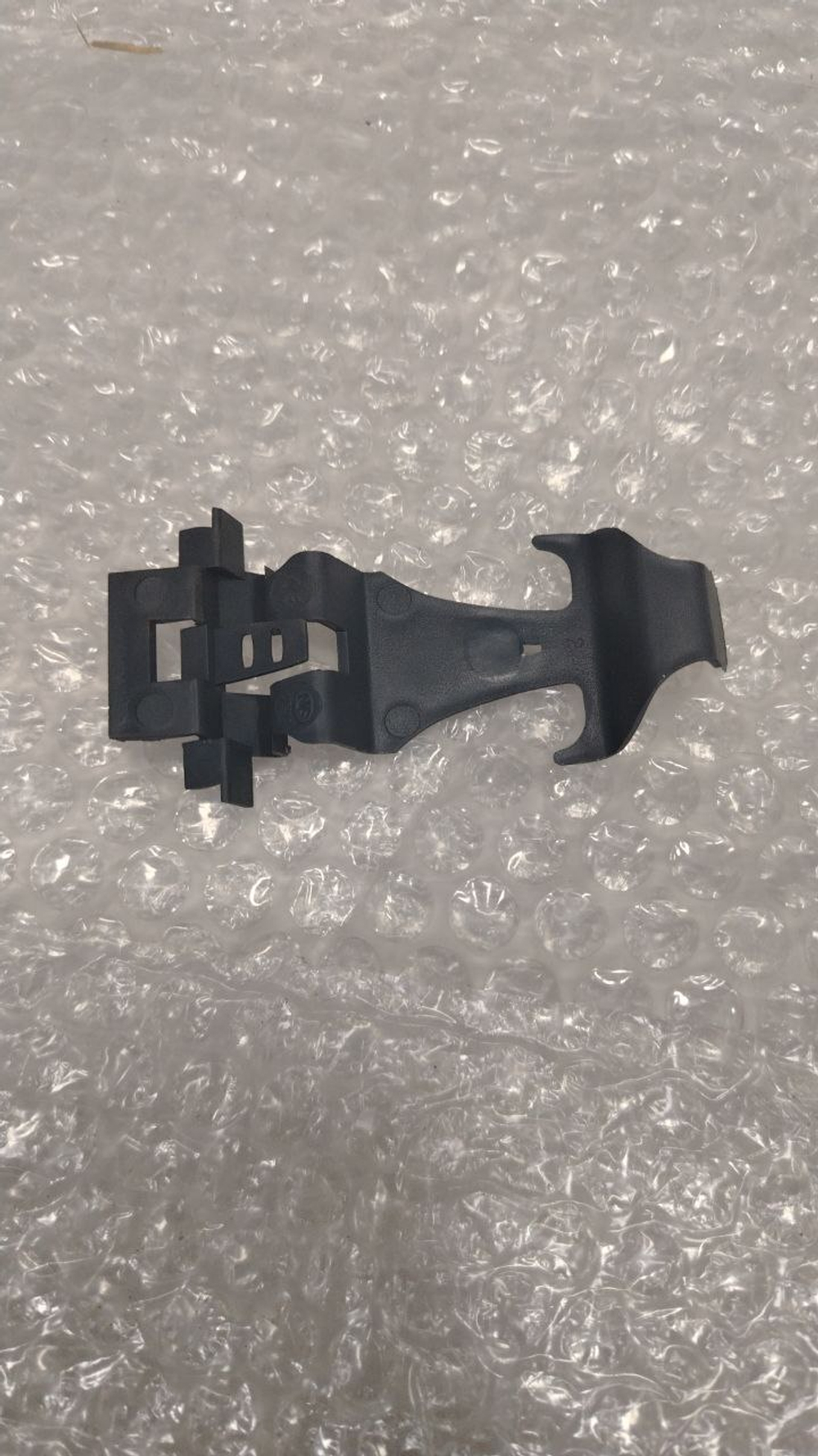 Зажим для кабеля 010681