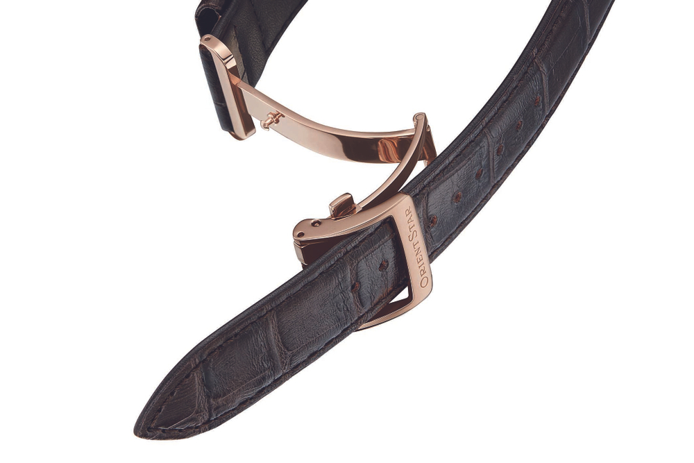 Часы механические Orient Star Classic RE-AV0001S00B
