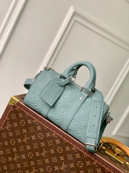 Louis Vuitton Keepall 25