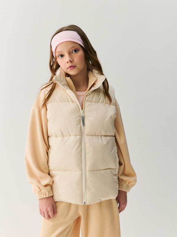 Жилет стеганый на молнии 