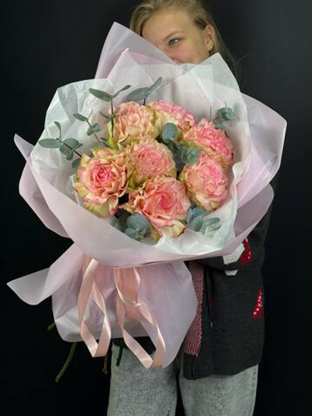 Букет французких роз Эспианс