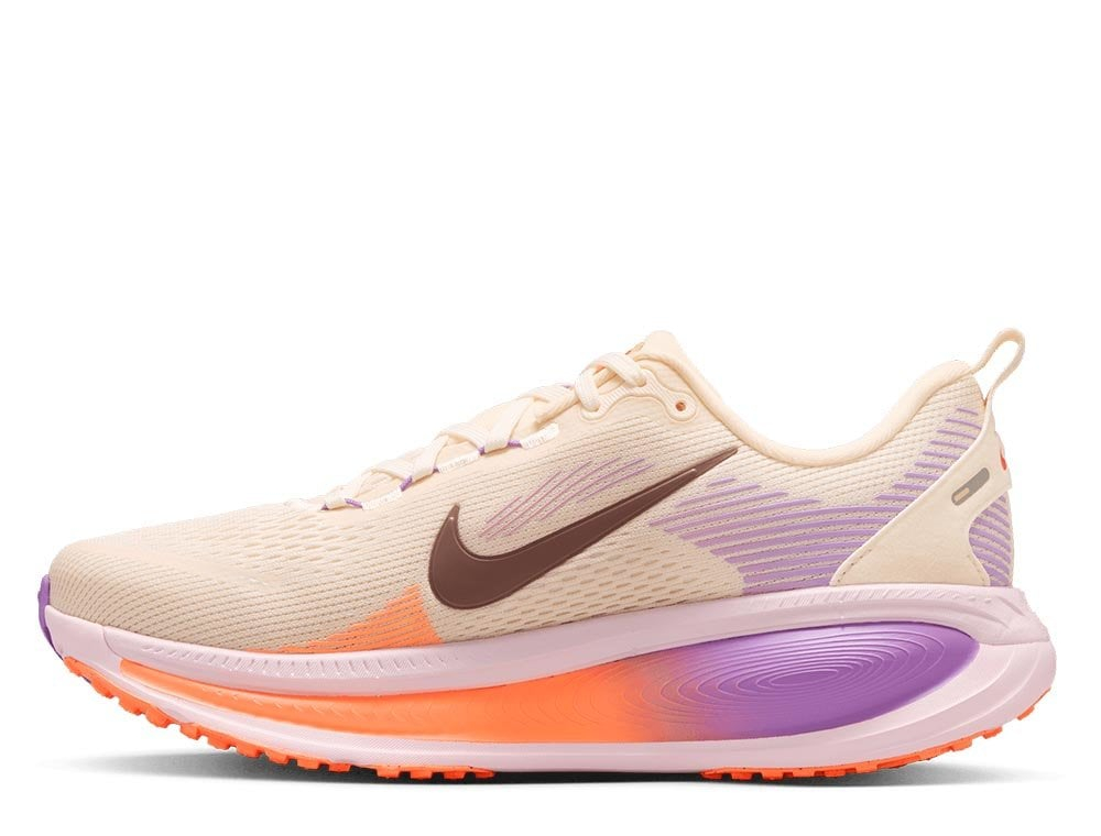 Женские кроссовки для бега Nike Vomero 18 W Оранжево-фиолетовые