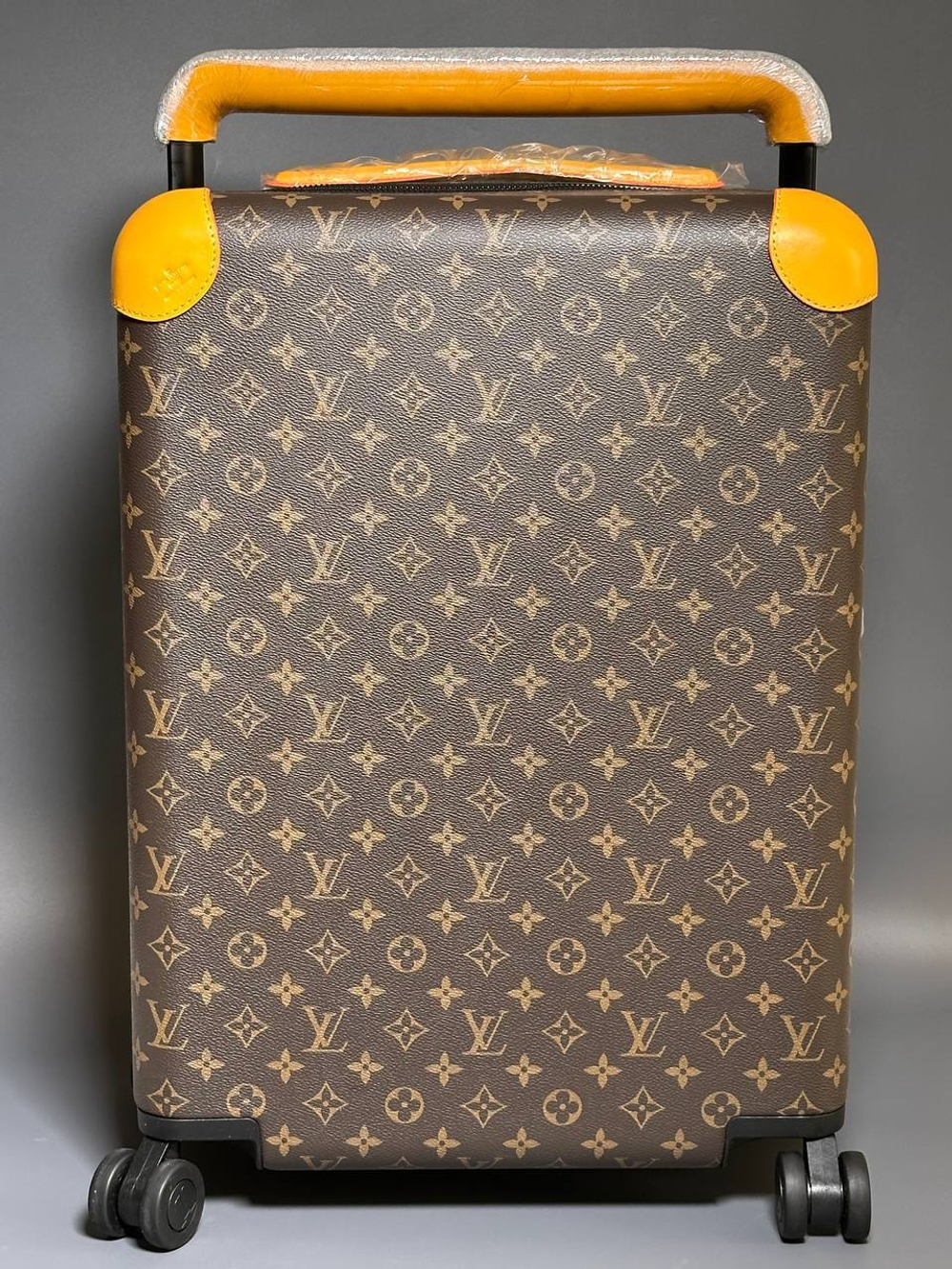 Чемодан Louis Vuitton, арт. 702278