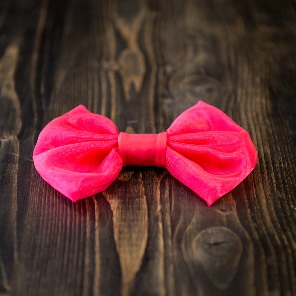 красный бант для платья