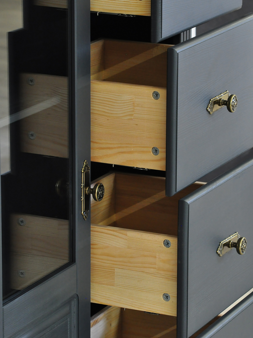 Комод деревянный Сюзанна, серый