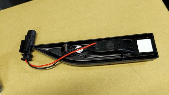 Повторители указателей поворота для Volkswagen T6 (15-19) LED динамические черные