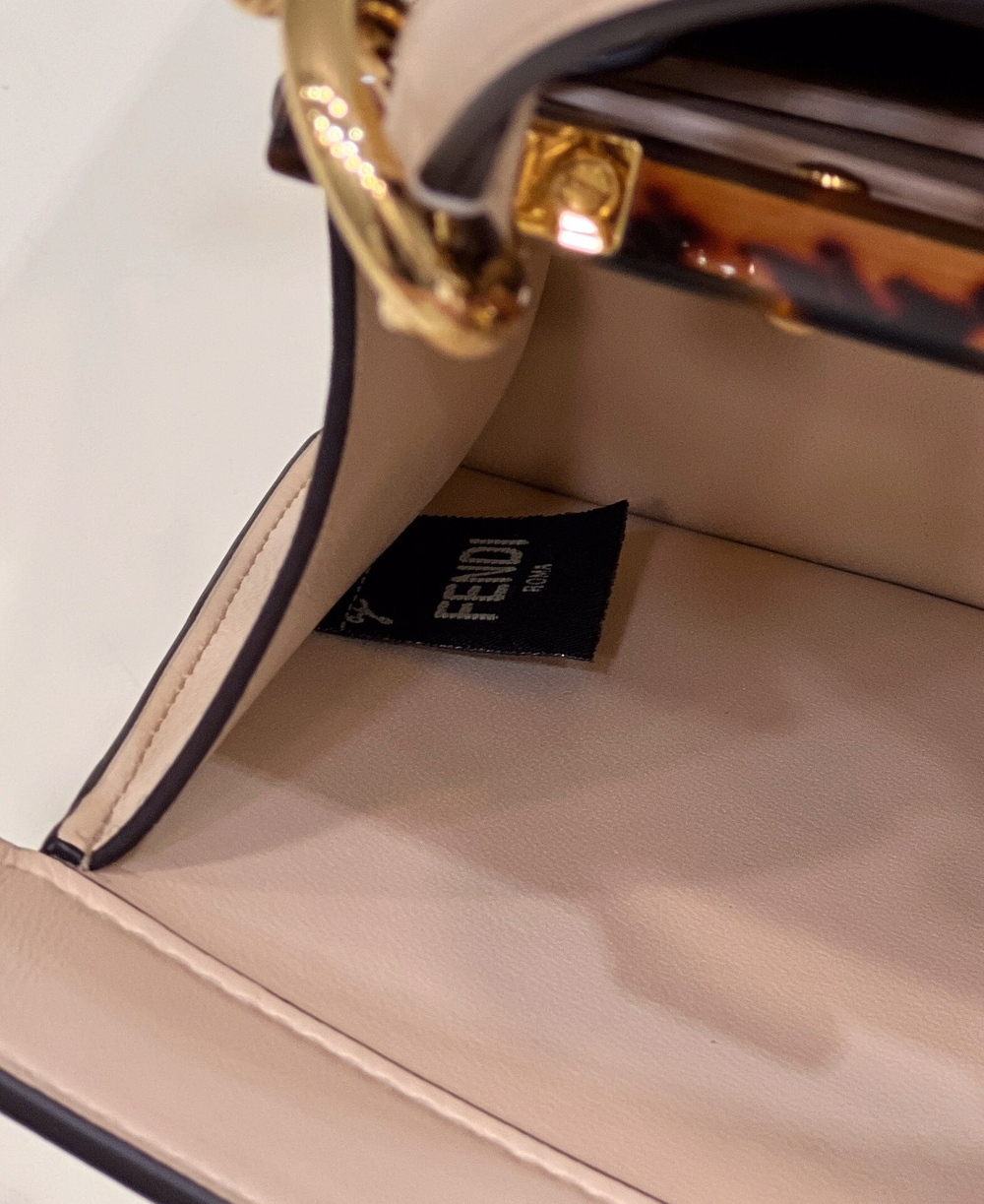 Fendi Peekaboo ISeeU Petite 20 cm