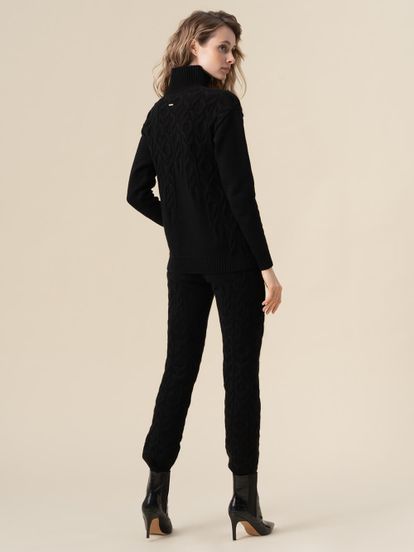 Женский свитер черного цвета из 100% кашемира - фото 5