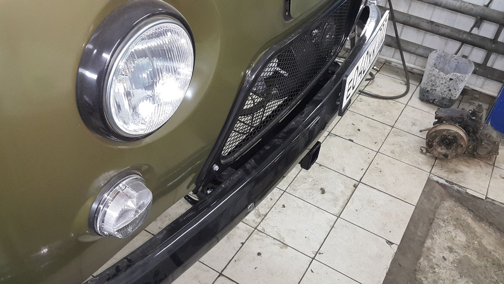 Фаркоп передний (переходник) для съемной лебёдки в штатный бампер УАЗ Буханка РИФ