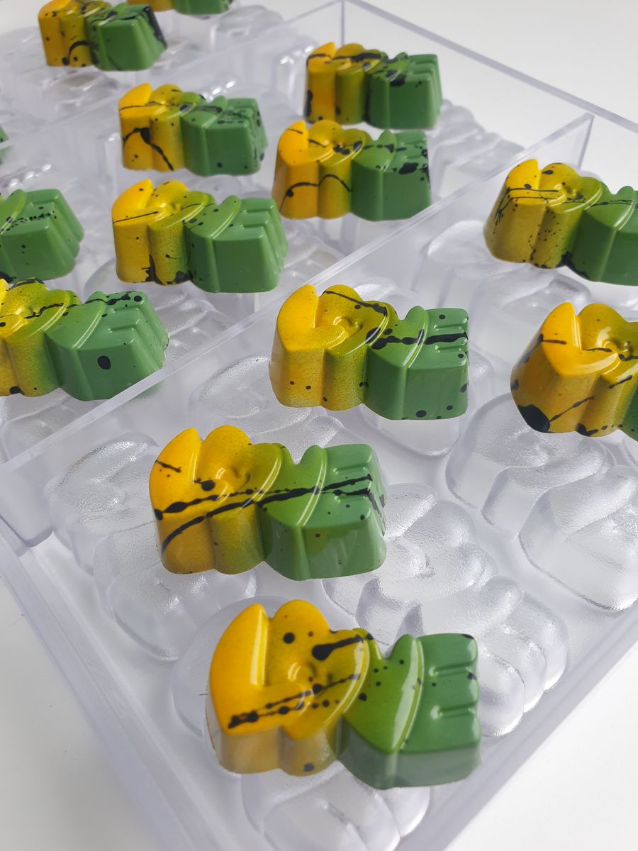 711 | Форма для шоколадных изделий (275*175 мм)