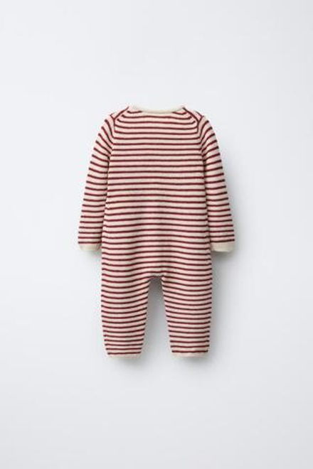 ZARA ВЯЗАНЫЙ КОМБИНЕЗОН В ПОЛОСКУ С ВЫШИТЫМ ДЕРЕВОМ, БУРГУНДИ