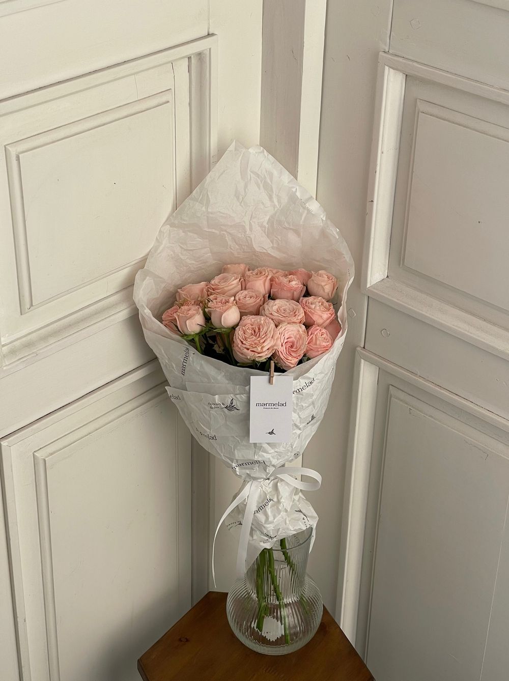 Авторский кулек с нежными розами